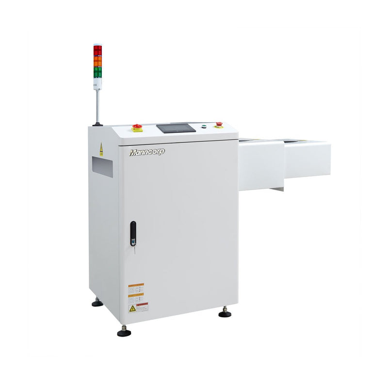 Automatic Telescoping Passageway Conveyor from Manncorp
